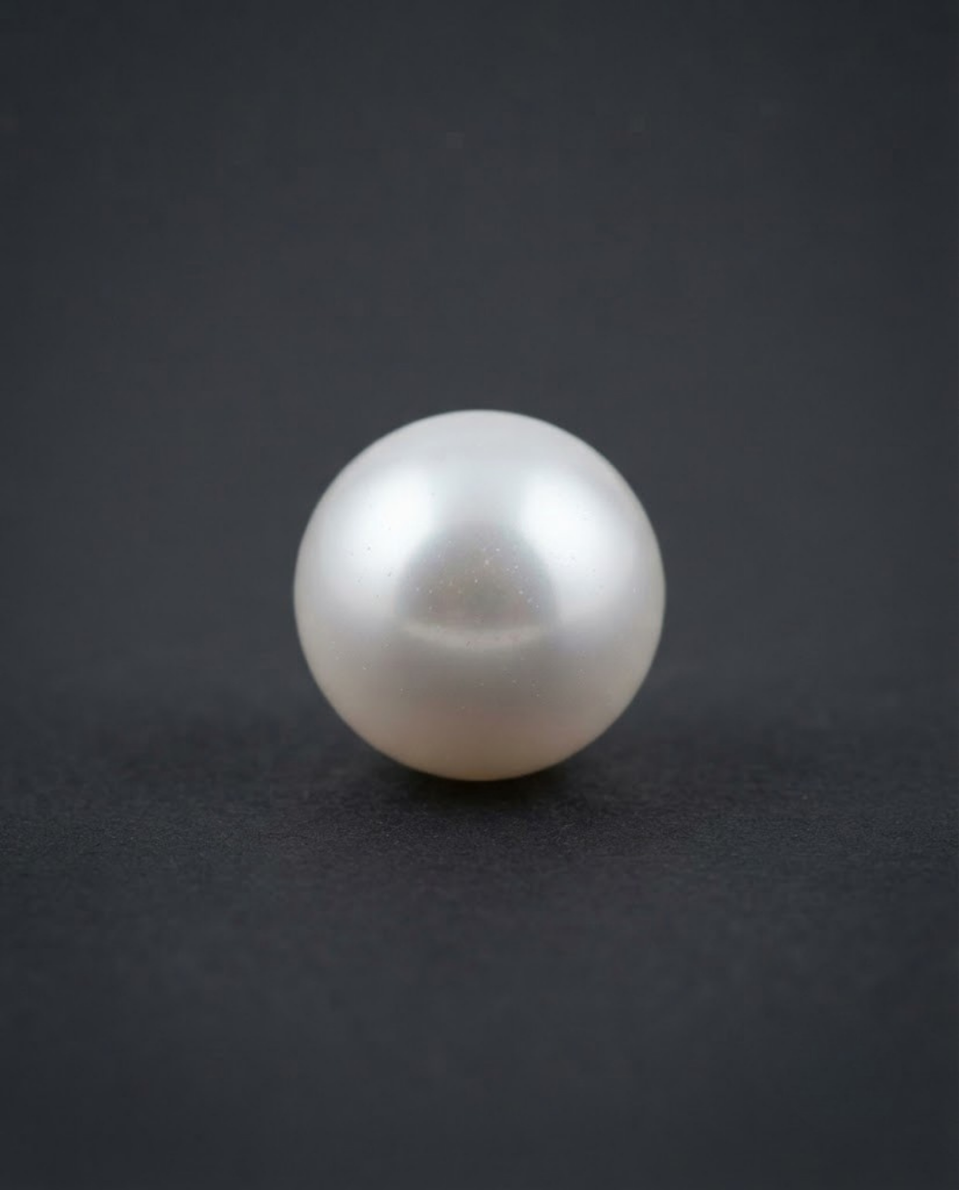 Natural South Sea Pear - White